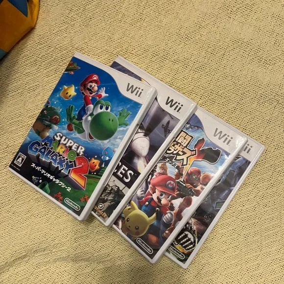 Nintendo Wii U Console Blue and White Bundle Japan Virgin only one left.